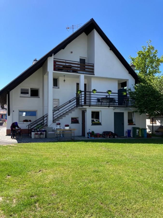 Agat Pokoje Goscinne Apartamenty Pobierowo Εξωτερικό φωτογραφία