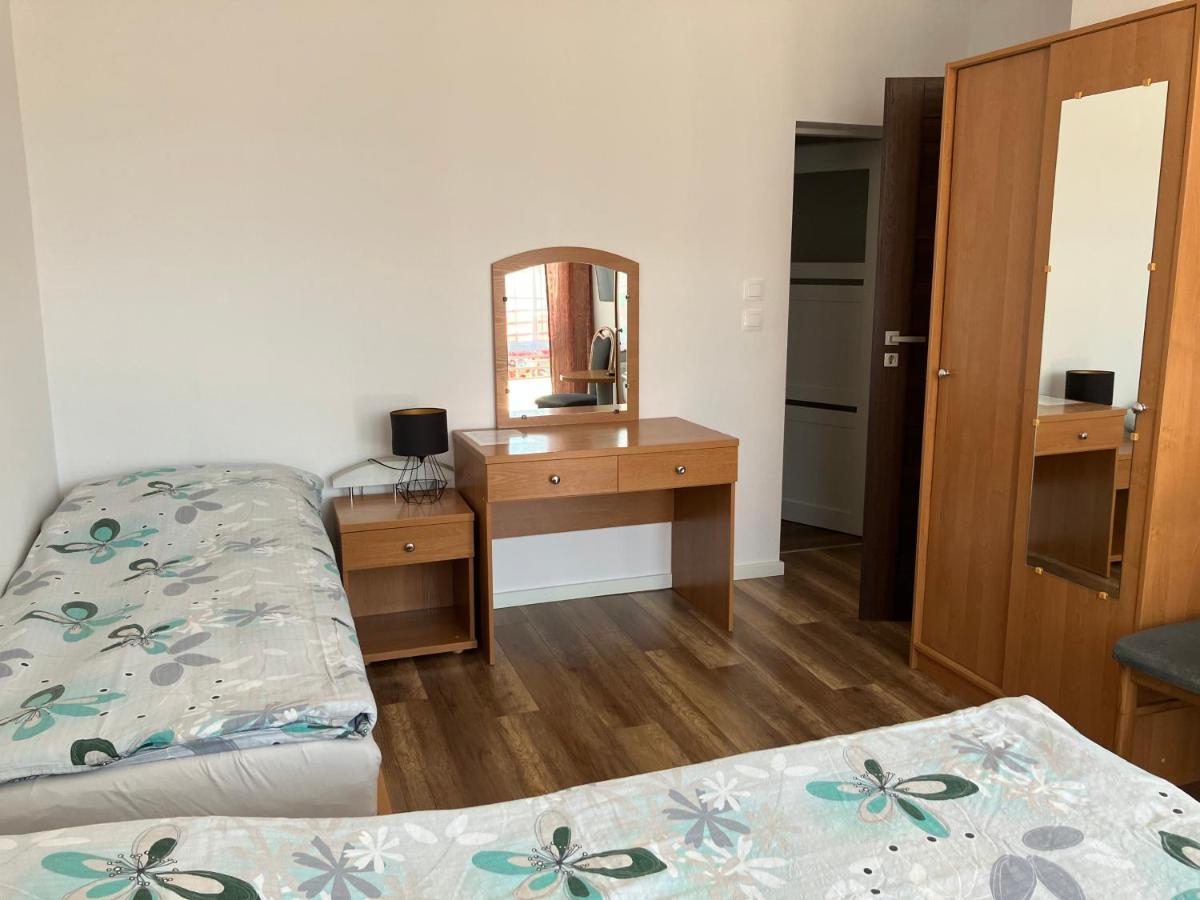Agat Pokoje Goscinne Apartamenty Pobierowo Εξωτερικό φωτογραφία