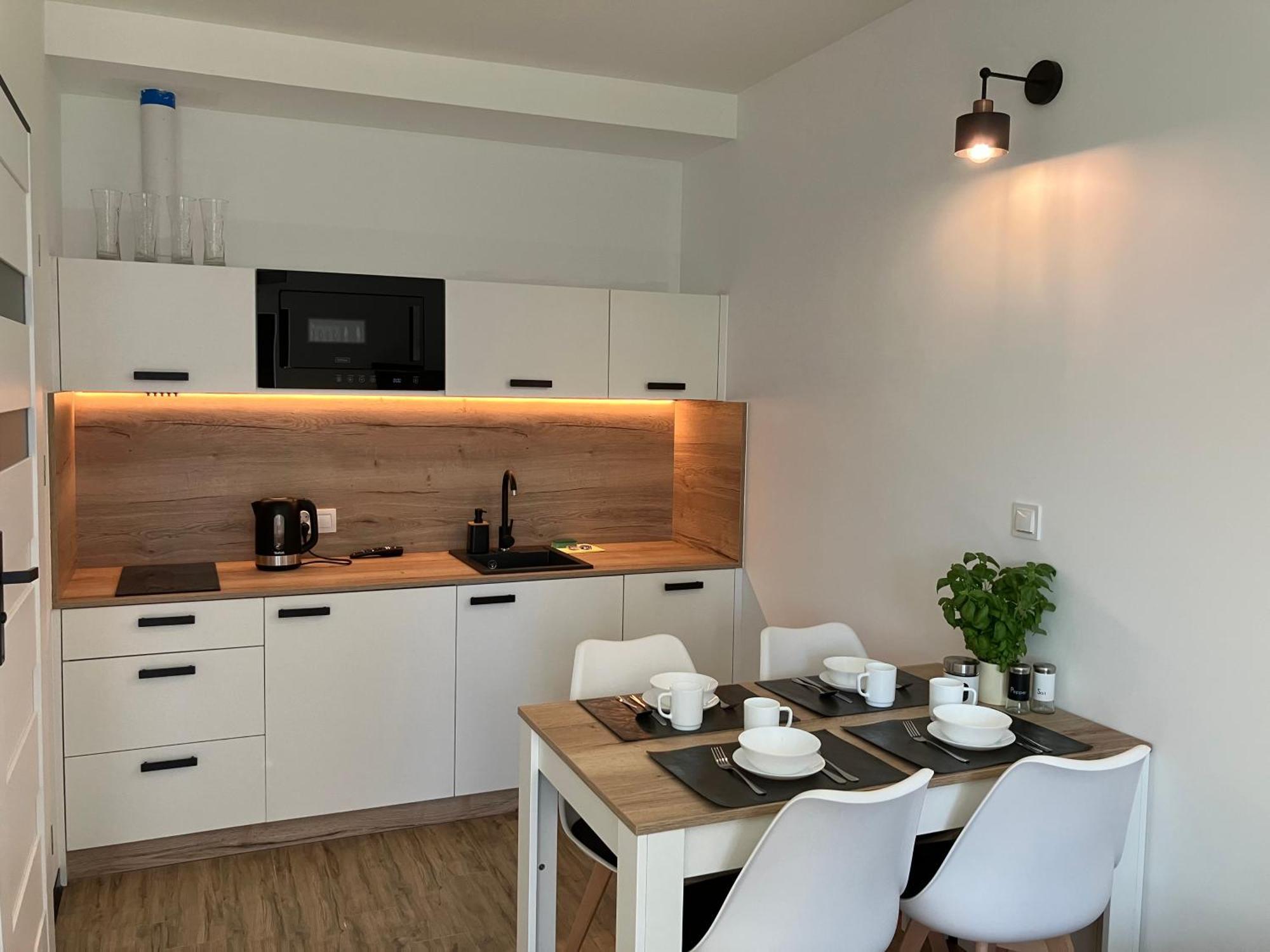 Agat Pokoje Goscinne Apartamenty Pobierowo Εξωτερικό φωτογραφία