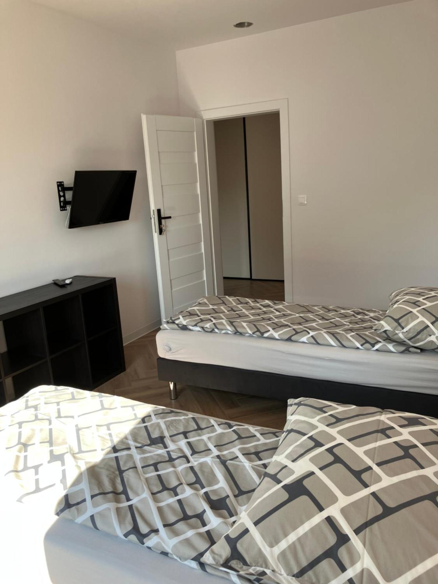 Agat Pokoje Goscinne Apartamenty Pobierowo Εξωτερικό φωτογραφία